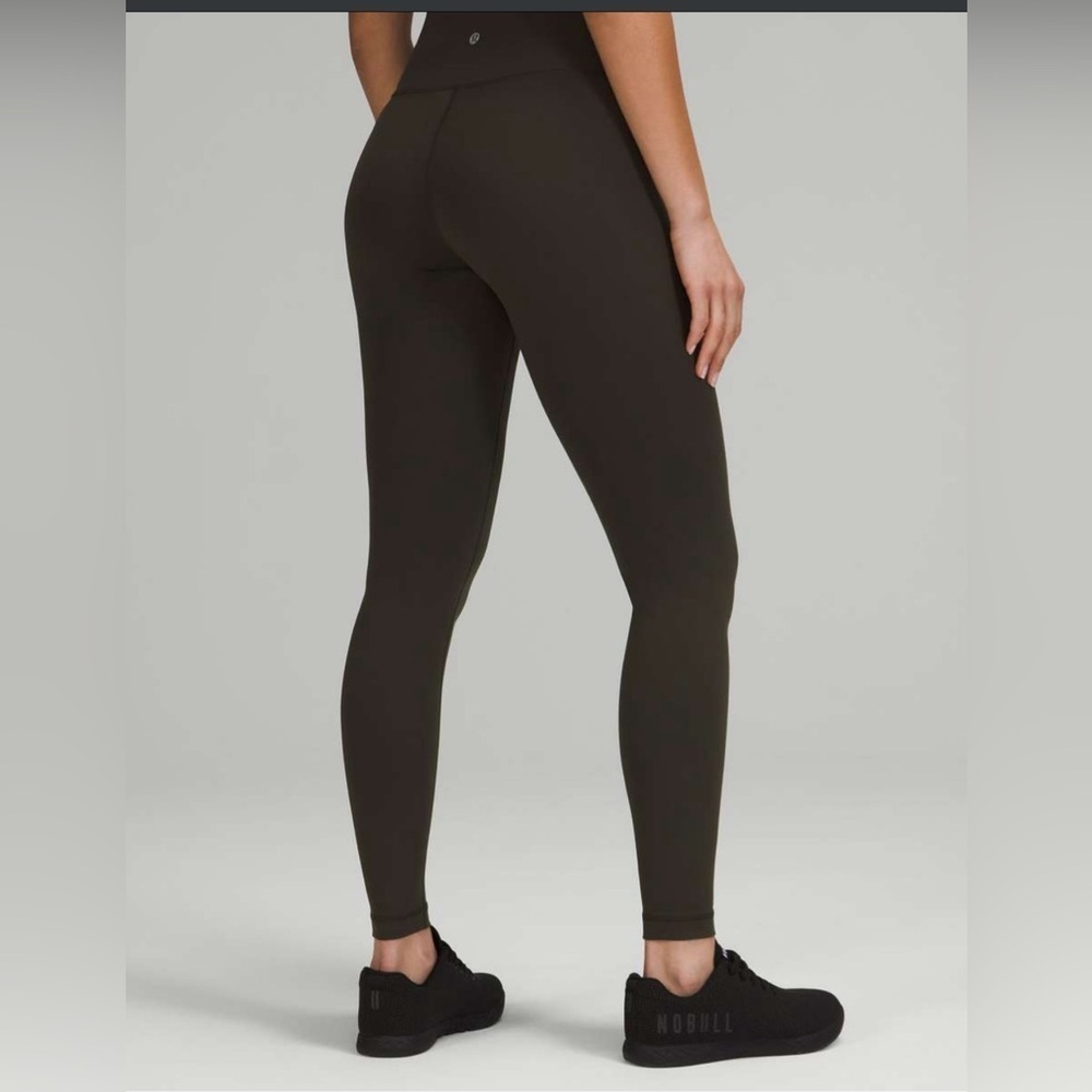 2023 Lululemon Wunder Train High-Rise Tight 28"
Dark Olive Size 6 - Picture 3 of 12